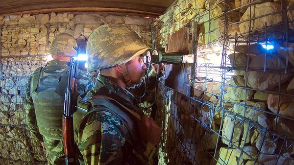 Азербайджанский военнослужащий на боевой позиции, фото из архива - Sputnik Азербайджан