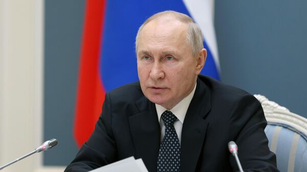 Президент РФ Владимир Путин  - Sputnik Азербайджан