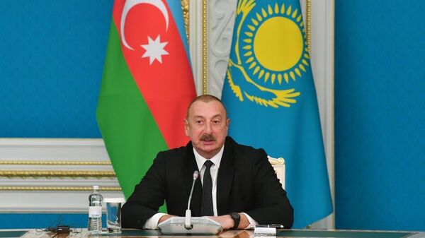Azərbaycan və Qazaxıstan prezidentləri mətbuata bəyanatlarla çıxış ediblər - Sputnik Азербайджан