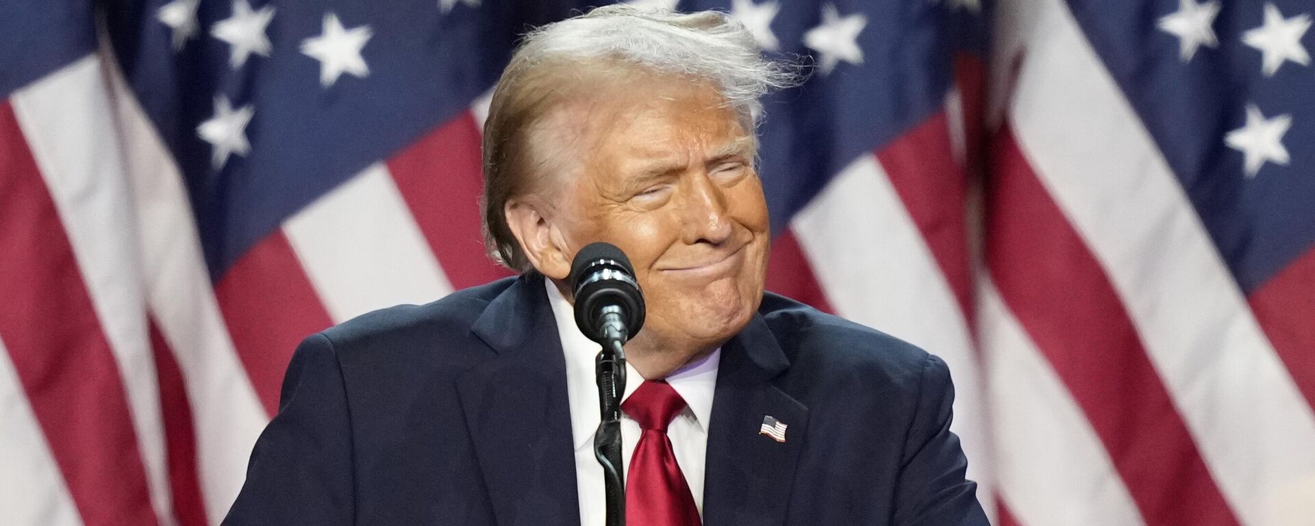 Выступление кандидата в президенты от Республиканской партии  Дональда Трампа - Sputnik Азербайджан, 1920, 03.02.2025