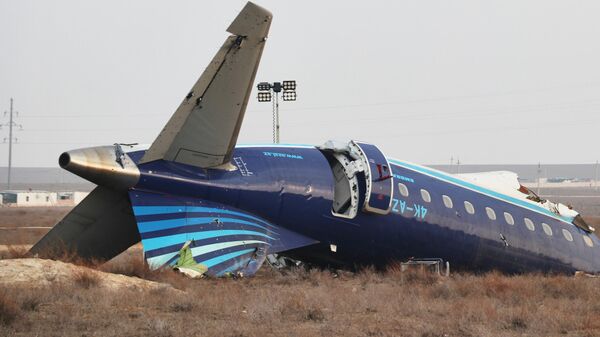 Embraer 190 təyyarəsinin Aktau şəhərinin yaxınlığında qəzaya uğraması - Sputnik Азербайджан