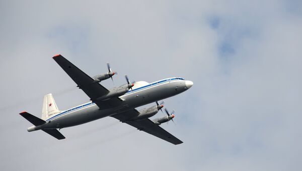 Авиалайнер Ил-18 ВМФ РФ,фото из архива - Sputnik Азербайджан