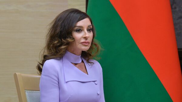 Azərbaycan Respublikasının Birinci vitse-prezidenti Mehriban Əliyeva - Sputnik Азербайджан